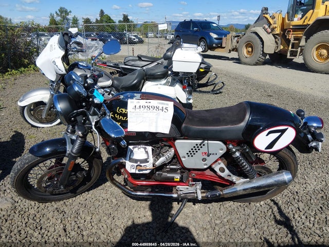 2012 Moto Guzzi V7 Classic მანქანა იყიდება აუქციონზე, vin: ZGULWC029CM100154, აუქციონის ნომერი: 44989845