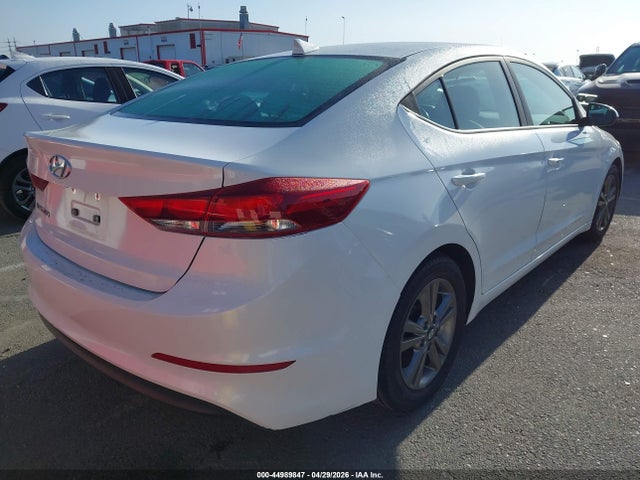 44989847 :رقم المزاد ، 5NPD84LF8HH084343 vin ، 2017 Hyundai Elantra Se مزاد بيع