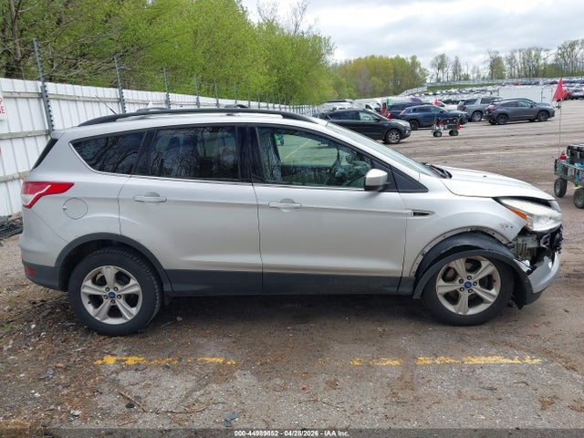 44989852 :رقم المزاد ، 1FMCU0GX4DUA52360 vin ، 2013 Ford Escape Se مزاد بيع