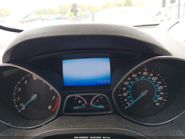44989852 :رقم المزاد ، 1FMCU0GX4DUA52360 vin ، 2013 Ford Escape Se مزاد بيع