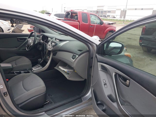 Продаж на аукціоні авто 2013 Hyundai Elantra Gls, vin: KMHDH4AE3DU729387, номер лоту: 44989877