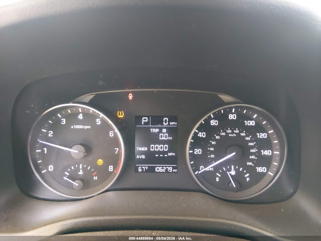 5NPD74LF9HH104070 Hyundai ELANTRA SE
