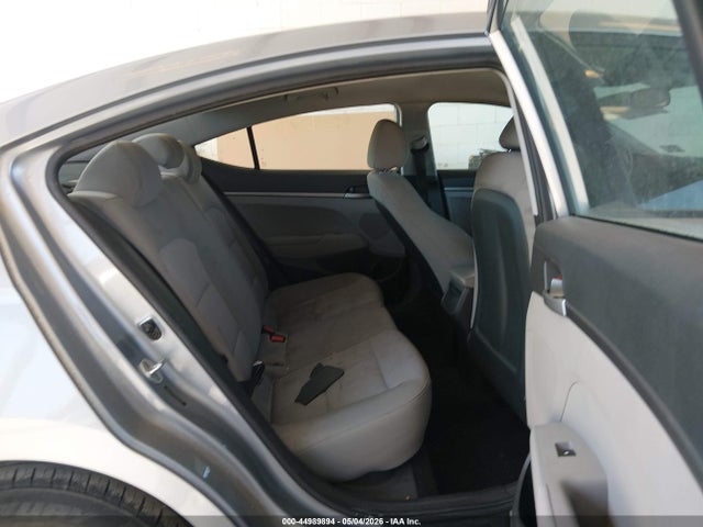 5NPD74LF9HH104070 Hyundai ELANTRA SE
