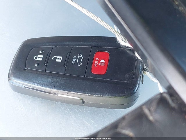 5TDKDRBHXPS012975 Toyota Highlander Le