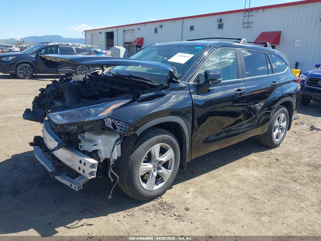5TDKDRBHXPS012975 Toyota Highlander Le