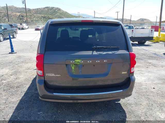 2C4RDGBG6HR713887 Dodge Grand Caravan Se