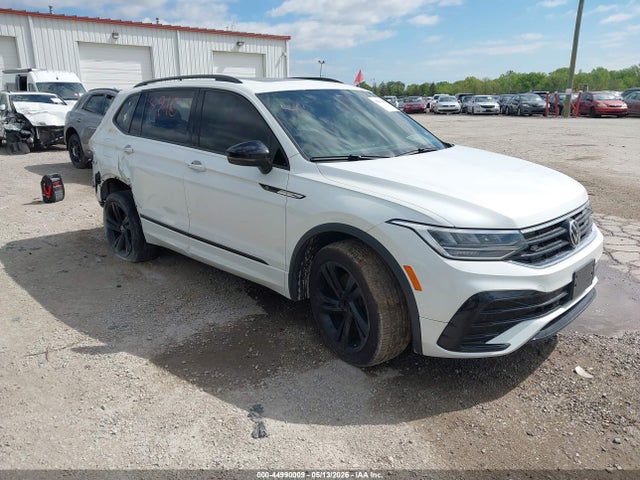 2023 Volkswagen Tiguan 2.0t Se R-line Black მანქანა იყიდება აუქციონზე, vin: 3VV8B7AX9PM072566, აუქციონის ნომერი: 44990009