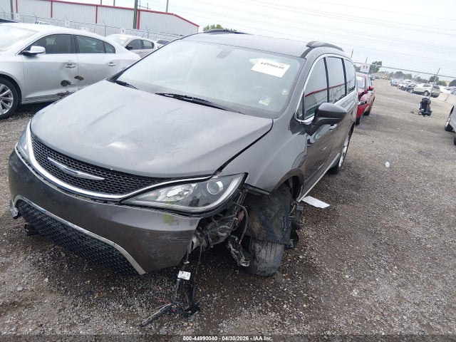 Aukcja sprzedaży 2017 Chrysler Pacifica Touring-l, vin: 2C4RC1BG1HR611235, numer aukcji: 44990040