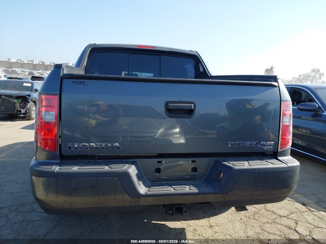 44990050 :رقم المزاد ، 5FPYK1F21BB010527 vin ، 2011 Honda Ridgeline Rt مزاد بيع