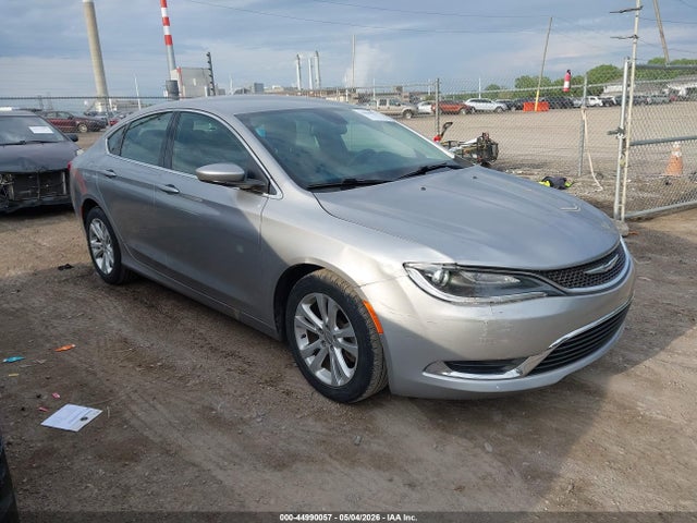 44990057 :رقم المزاد ، 1C3CCCAB8FN585948 vin ، 2015 Chrysler 200 Limited مزاد بيع