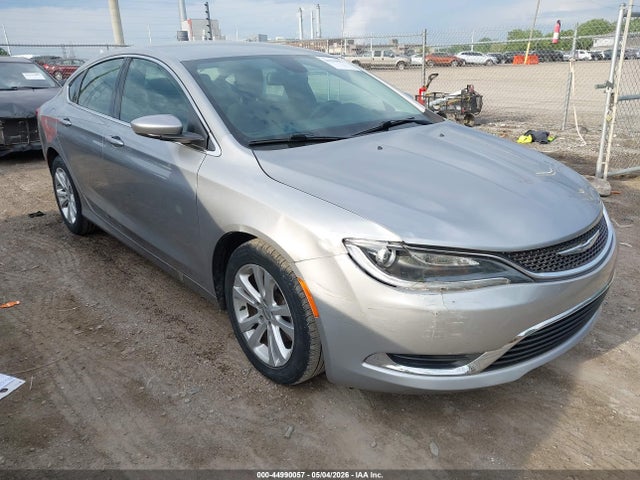 44990057 :رقم المزاد ، 1C3CCCAB8FN585948 vin ، 2015 Chrysler 200 Limited مزاد بيع