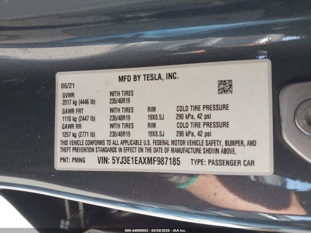 44990082 :رقم المزاد ، 5YJ3E1EAXMF987185 vin ، 2021 Tesla Model 3 Standard Range Plus Rear-wheel Drive مزاد بيع