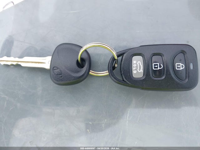 Продажа на аукционе авто 2018 Hyundai Elantra Sel, vin: 5NPD84LF4JH383057, номер лота: 44990097