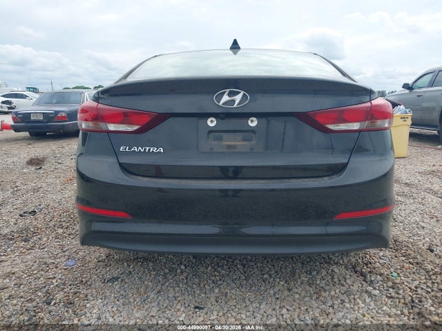 Продажа на аукционе авто 2018 Hyundai Elantra Sel, vin: 5NPD84LF4JH383057, номер лота: 44990097