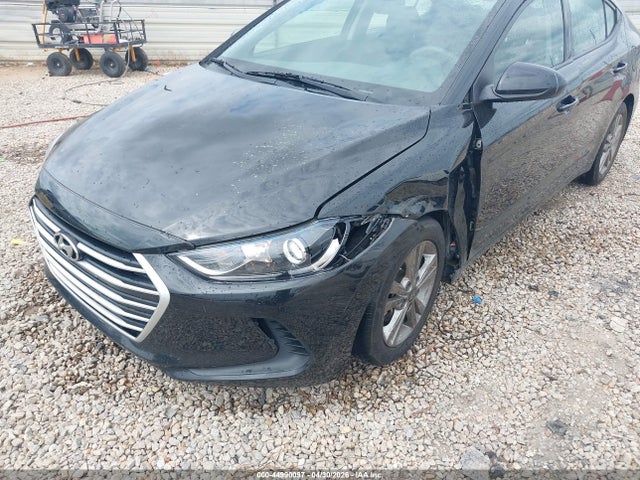 Продажа на аукционе авто 2018 Hyundai Elantra Sel, vin: 5NPD84LF4JH383057, номер лота: 44990097