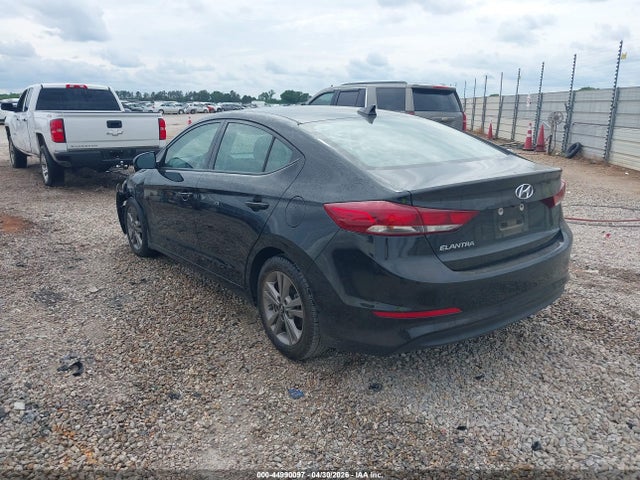 Продажа на аукционе авто 2018 Hyundai Elantra Sel, vin: 5NPD84LF4JH383057, номер лота: 44990097