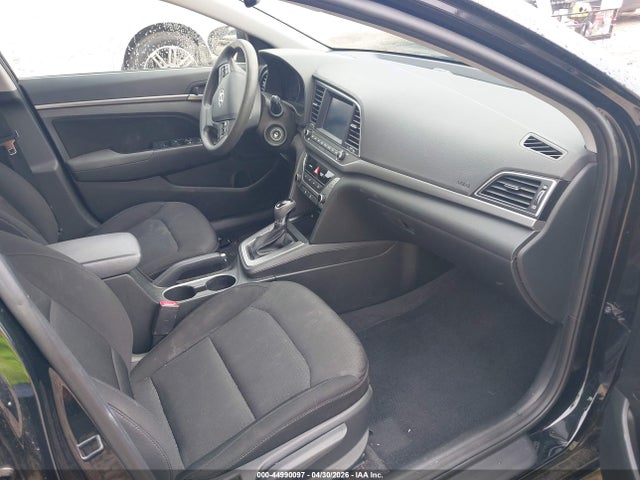 Продажа на аукционе авто 2018 Hyundai Elantra Sel, vin: 5NPD84LF4JH383057, номер лота: 44990097