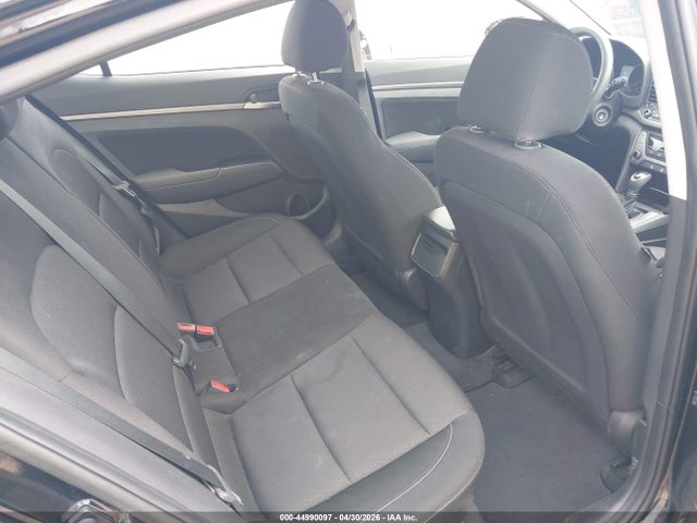 Продажа на аукционе авто 2018 Hyundai Elantra Sel, vin: 5NPD84LF4JH383057, номер лота: 44990097