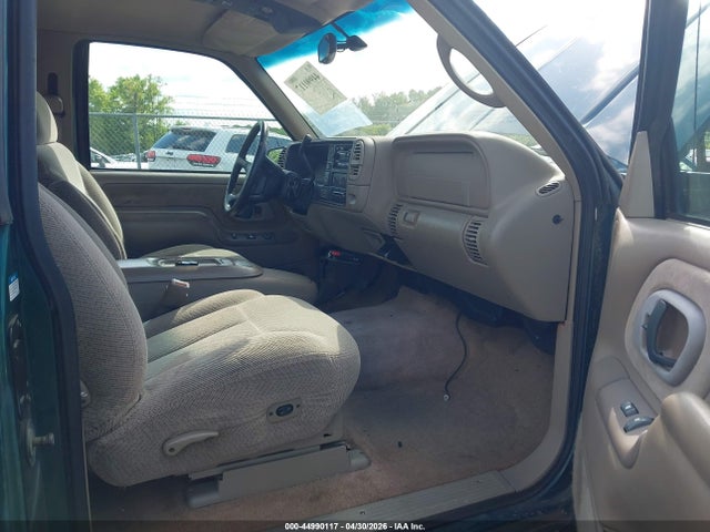 Продажа на аукционе авто 1997 Chevrolet K1500 Fleetside, vin: 2GCEK19R5V1272949, номер лота: 44990117