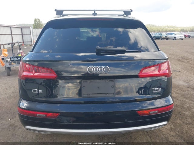 Продаж на аукціоні авто 2018 Audi Q5 2.0t Premium/2.0t Tech Premium, vin: WA1ANAFY4J2132767, номер лоту: 44990127