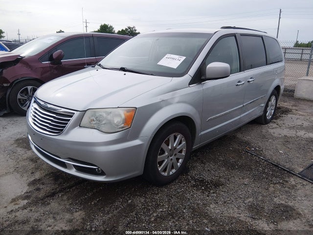 44990134 :رقم المزاد ، 2A4RR8DG8BR615448 vin ، 2011 Chrysler Town & Country Touring-l مزاد بيع
