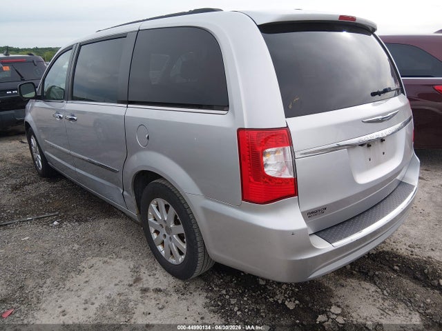 44990134 :رقم المزاد ، 2A4RR8DG8BR615448 vin ، 2011 Chrysler Town & Country Touring-l مزاد بيع