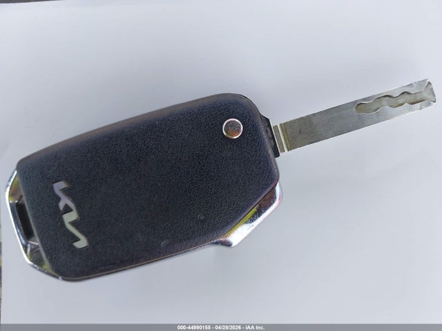 KNDJ23AU6R7226131 KIA SOUL LX