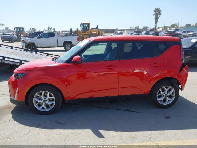 KNDJ23AU6R7226131 KIA SOUL LX