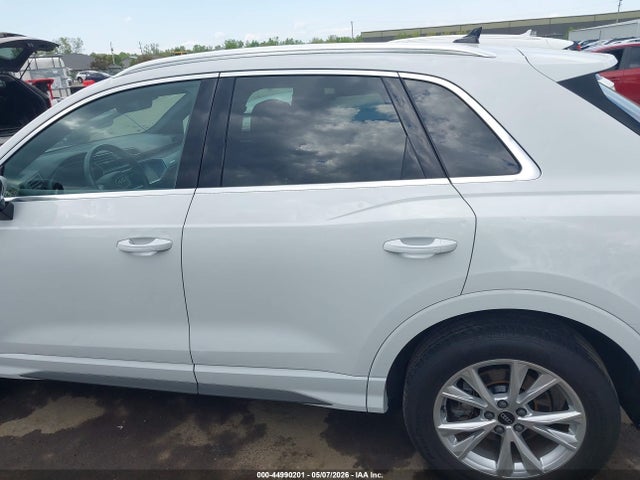 Продаж на аукціоні авто 2024 Audi Q3 Premium 45 Tfsi S Line Quattro Tiptronic, vin: WA1DECF36R1046682, номер лоту: 44990201