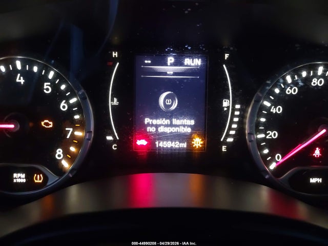 ZACCJABT3FPB97157 Jeep Renegade Latitude