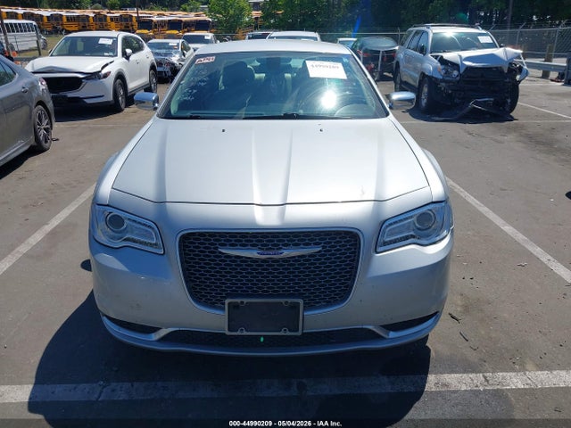 44990209 :رقم المزاد ، 2C3CCAAG0KH667174 vin ، 2019 Chrysler 300 Touring مزاد بيع