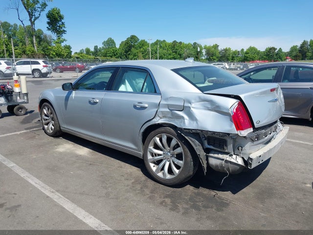 44990209 :رقم المزاد ، 2C3CCAAG0KH667174 vin ، 2019 Chrysler 300 Touring مزاد بيع