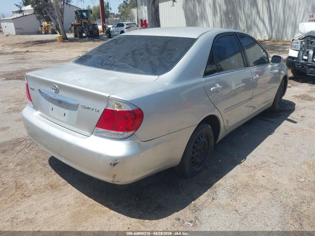 Продаж на аукціоні авто 2005 Toyota Camry Le, vin: 4T1BE32K55U587155, номер лоту: 44990215