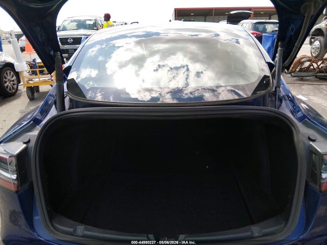 2022 Tesla Model 3 Long Range Dual Motor All-wheel Drive მანქანა იყიდება აუქციონზე, vin: 5YJ3E1EB2NF208047, აუქციონის ნომერი: 44990227