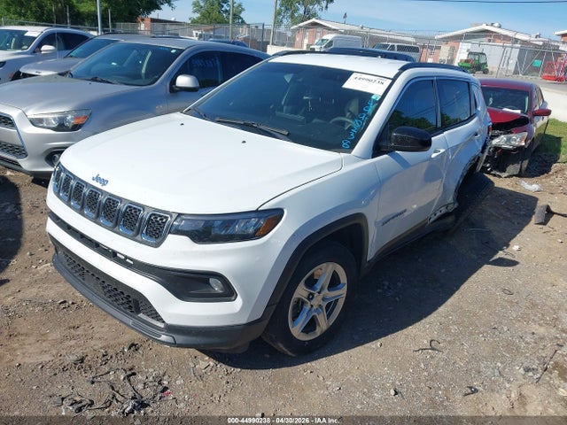 44990238 :رقم المزاد ، 3C4NJDBN5PT551136 vin ، 2023 Jeep Compass Latitude 4x4 مزاد بيع