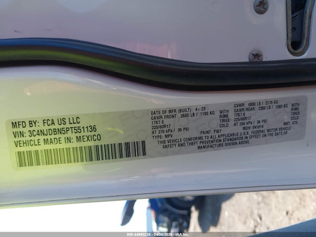44990238 :رقم المزاد ، 3C4NJDBN5PT551136 vin ، 2023 Jeep Compass Latitude 4x4 مزاد بيع