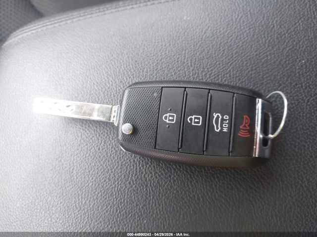 2019 Kia Optima Lx მანქანა იყიდება აუქციონზე, vin: 5XXGT4L34KG360652, აუქციონის ნომერი: 44990243
