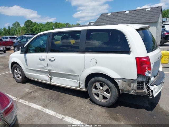 Продажа на аукционе авто 2013 Dodge Grand Caravan Sxt, vin: 2C4RDGCG7DR627433, номер лота: 44990252