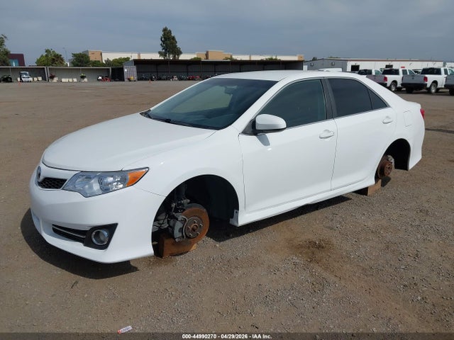 Toyota CAMRY SE 2014 4T1BF1FK0EU869005 Image 2