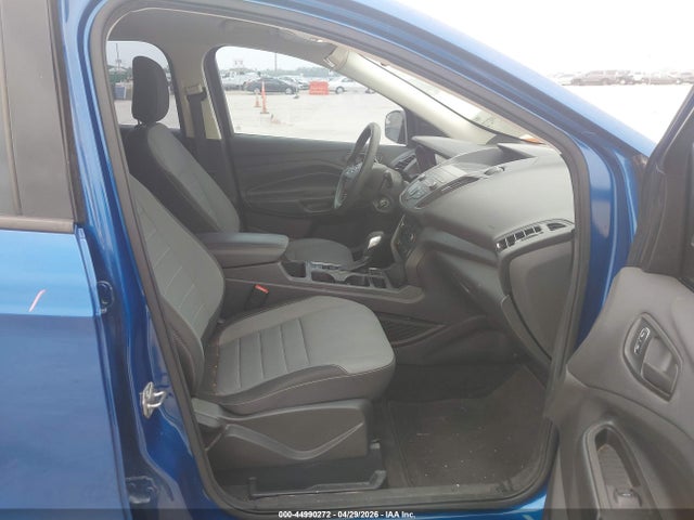 Продажа на аукционе авто 2019 Ford Escape S, vin: 1FMCU0F70KUC02270, номер лота: 44990272