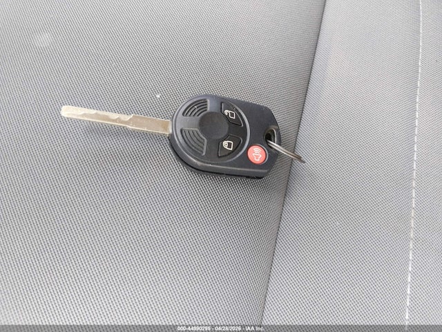 1FMCU0G75GUC58033 Ford ESCAPE SE