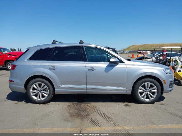 44990298 :رقم المزاد ، WA1LHAF79KD019037 vin ، 2019 Audi Q7 45 Premium مزاد بيع