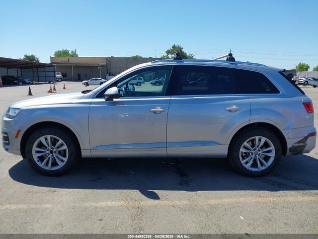 44990298 :رقم المزاد ، WA1LHAF79KD019037 vin ، 2019 Audi Q7 45 Premium مزاد بيع