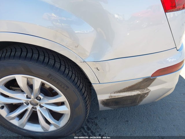 44990298 :رقم المزاد ، WA1LHAF79KD019037 vin ، 2019 Audi Q7 45 Premium مزاد بيع