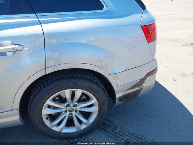 44990298 :رقم المزاد ، WA1LHAF79KD019037 vin ، 2019 Audi Q7 45 Premium مزاد بيع
