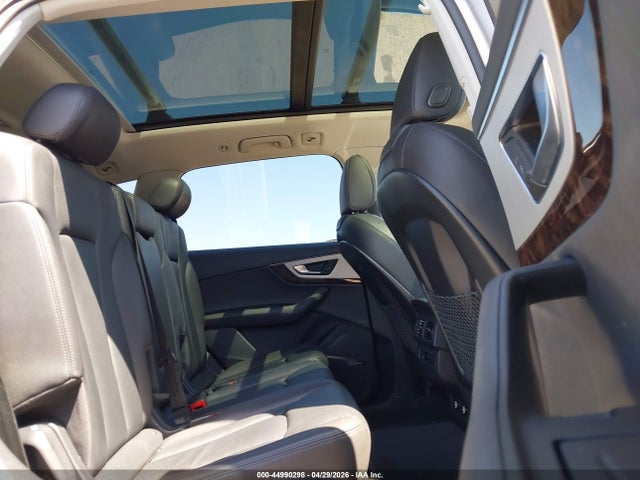 44990298 :رقم المزاد ، WA1LHAF79KD019037 vin ، 2019 Audi Q7 45 Premium مزاد بيع