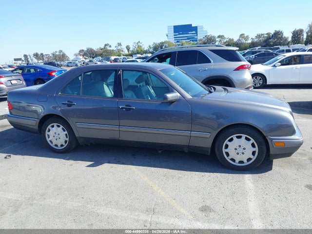 44990338 :رقم المزاد ، WDBJF55F9VA409305 vin ، 1997 Mercedes-benz E 320 مزاد بيع