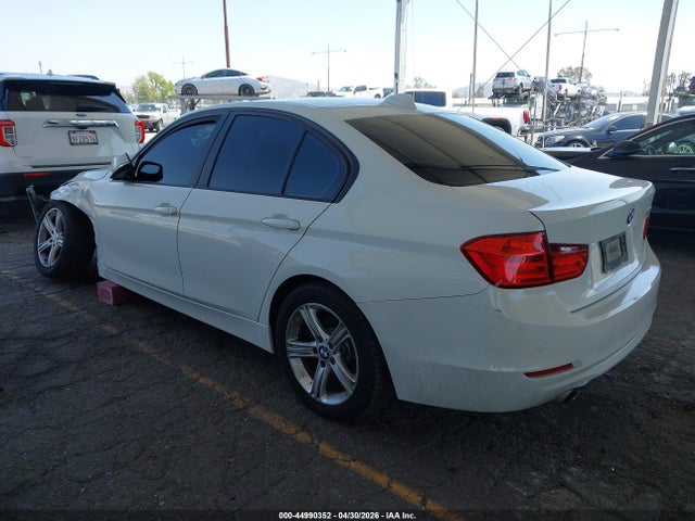 WBA3C1C51FK122037 BMW 328I