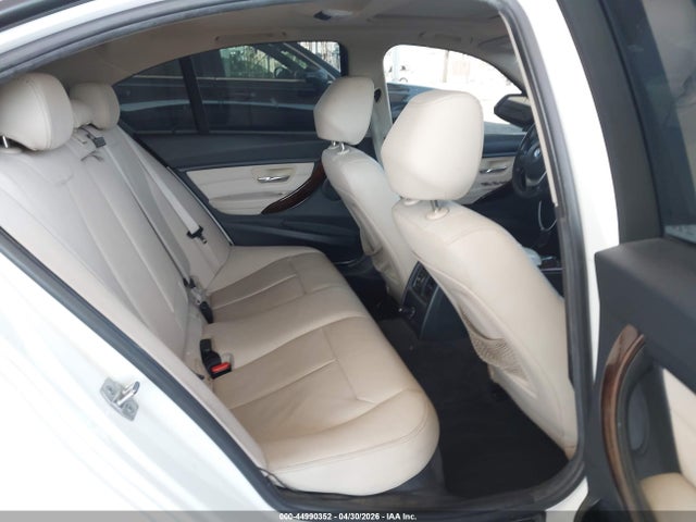 WBA3C1C51FK122037 BMW 328I