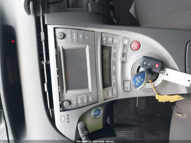44990370 :رقم المزاد ، JTDKN3DUXF0401539 vin ، 2015 Toyota Prius Two مزاد بيع